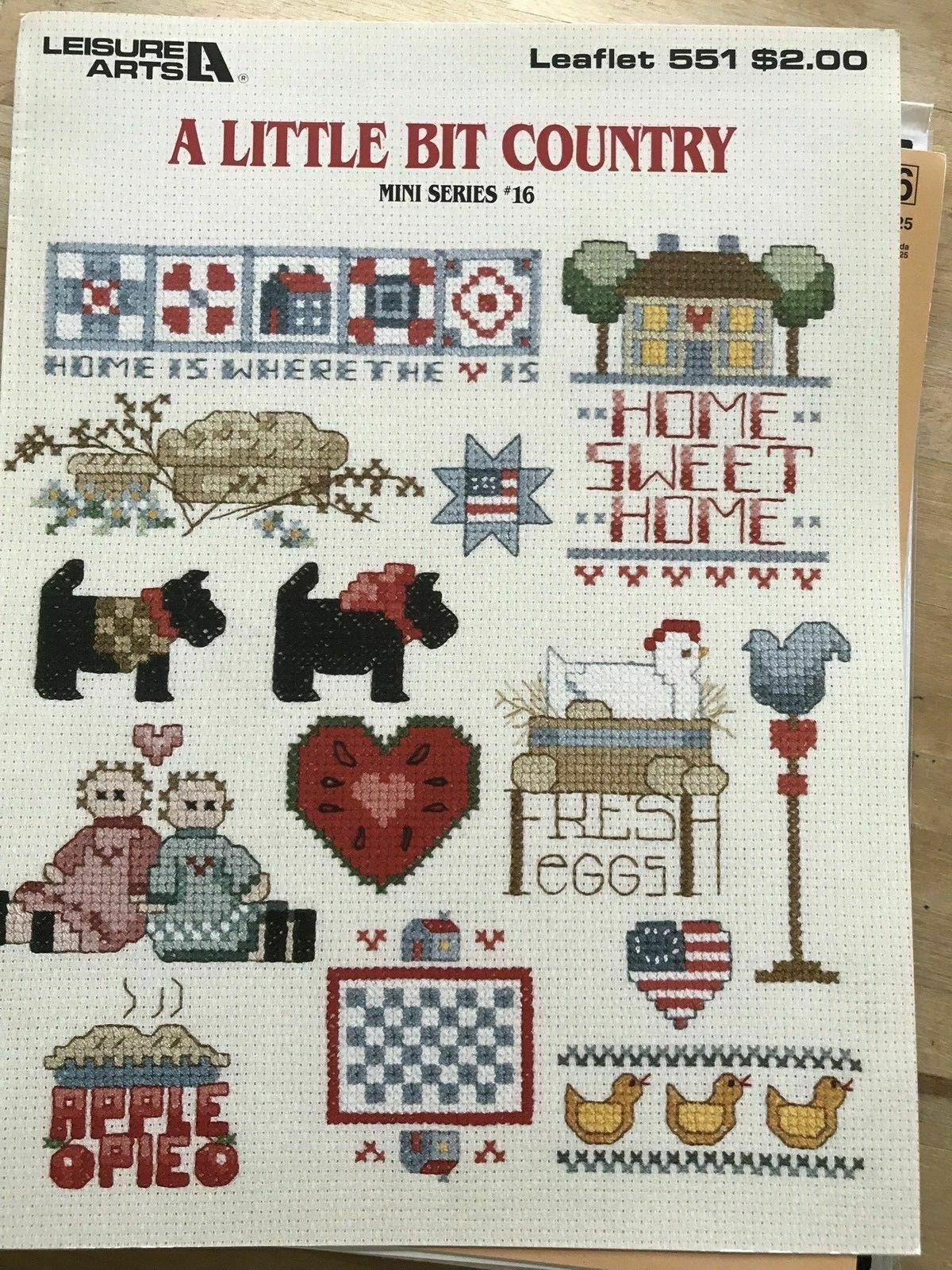 Cross Stitch Pattern Booklet: A Little Bit Country mini #16 (Leisure Arts)