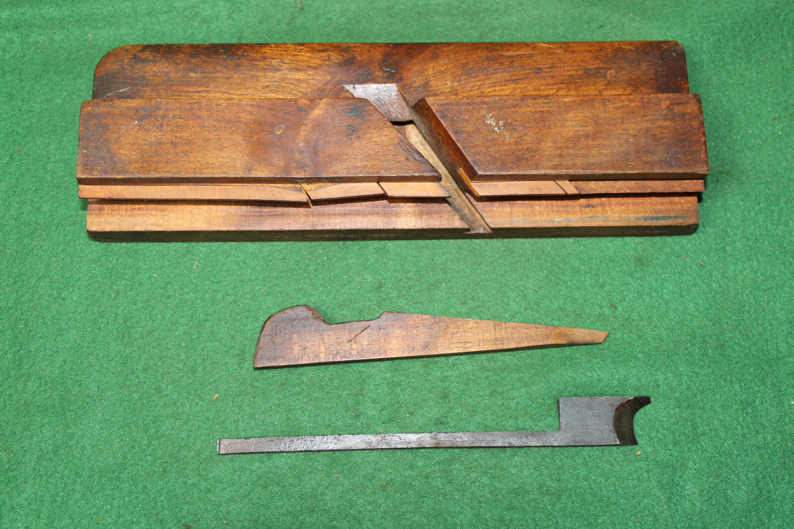 Antique Ca 1844 R. Harron 1/2" Gothic Bead Moulding Plane Inv#CF180
