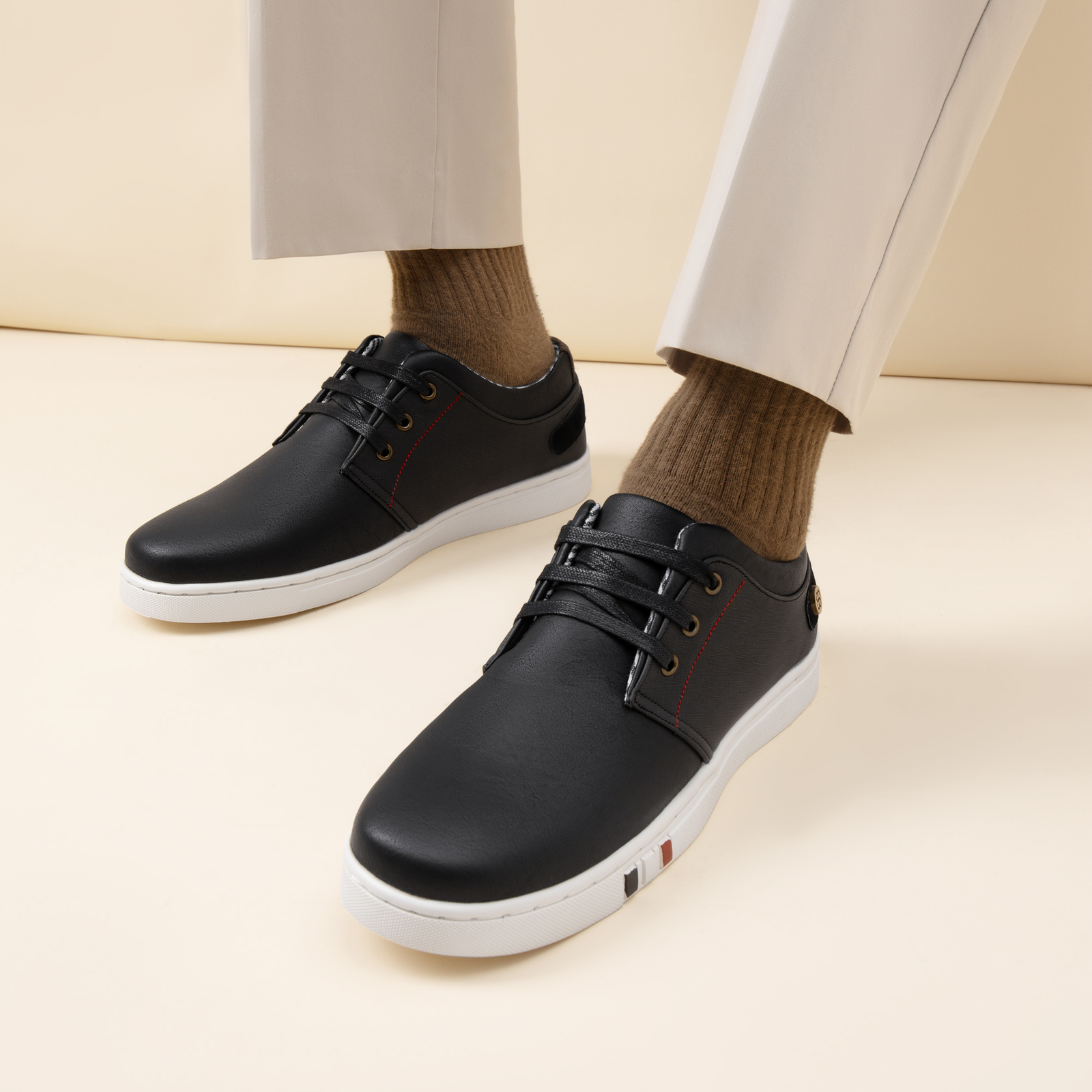 Men's Fashion Sneakers Casual Shoes Lightweight Comfortable Waking Shoes