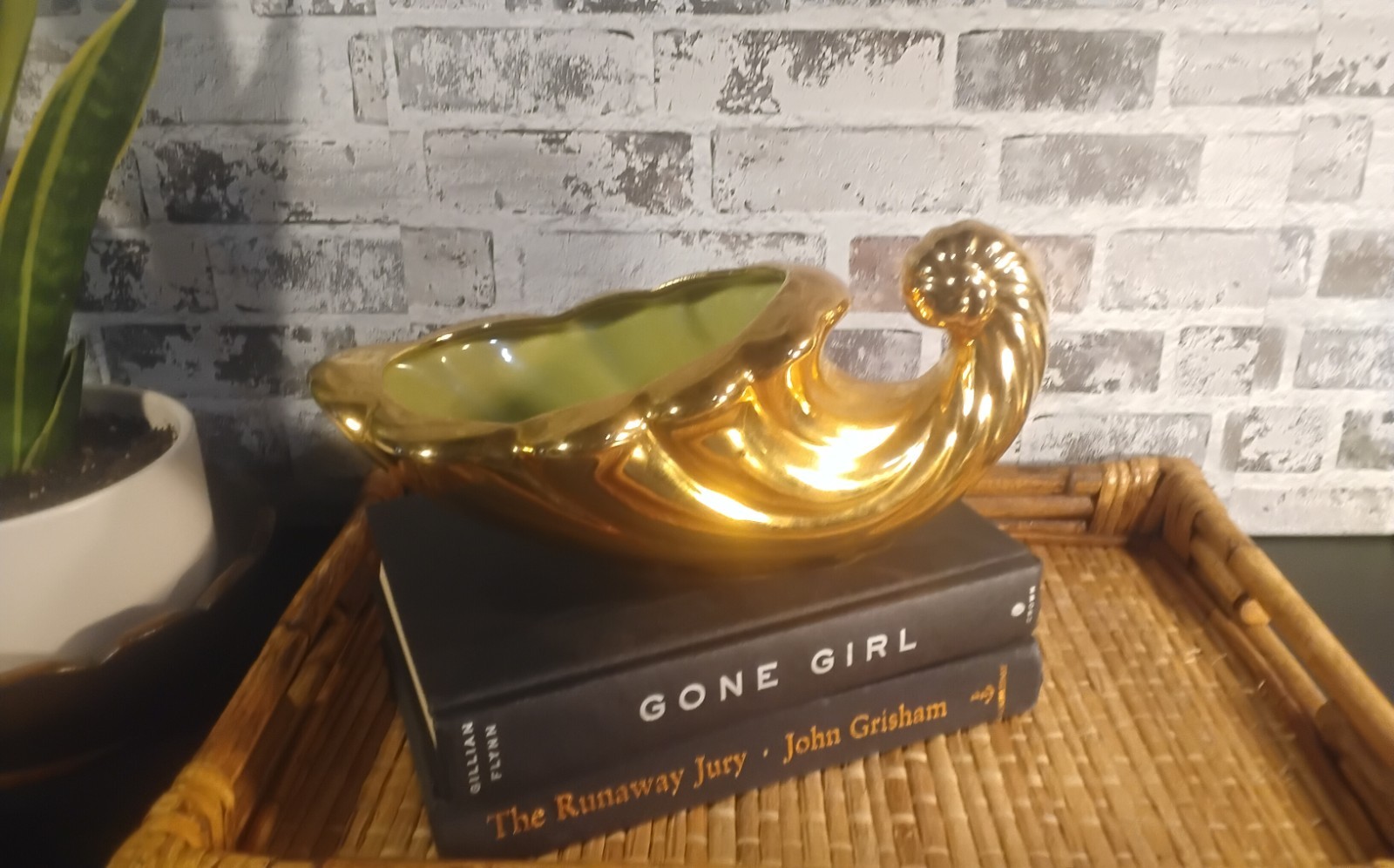 Cornucopia Planter Sanfordware 11'' L Gold Color