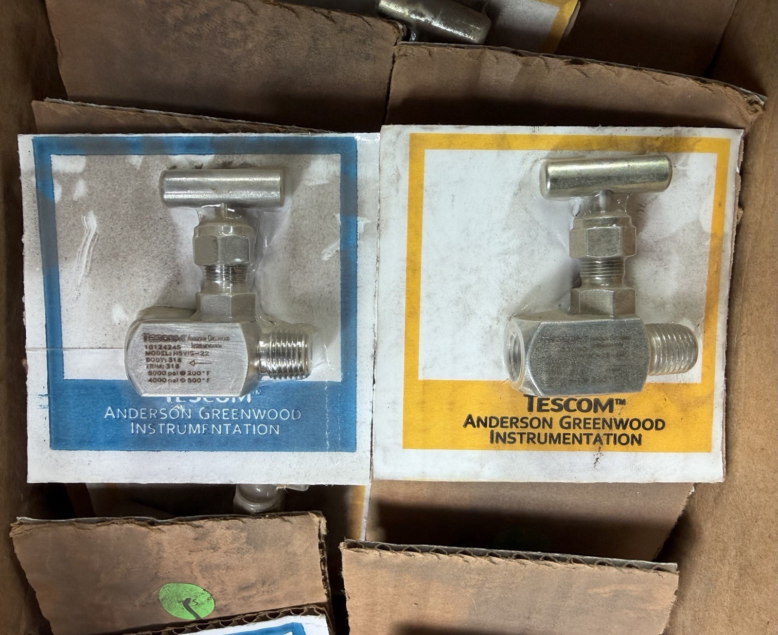 Tescom Anderson Greenwood Needle Valves 303/316 1/4" NPT 3000/6000 PSI Lot of 22