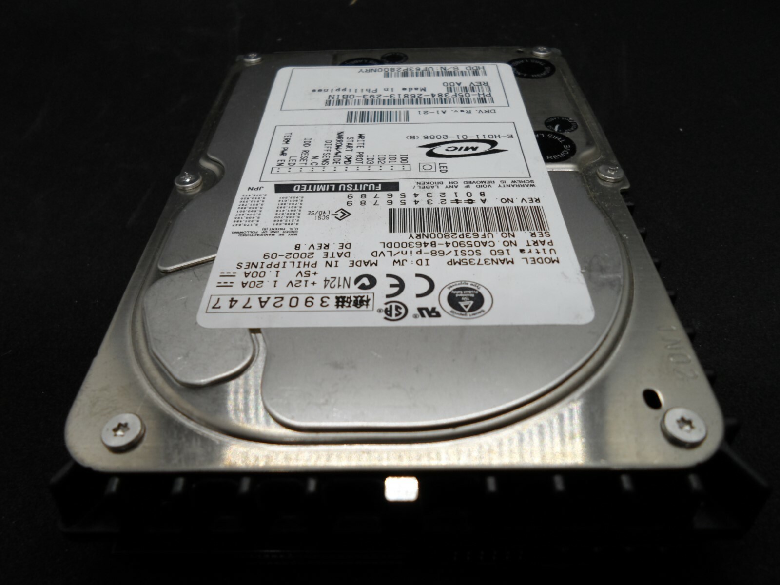 Fujitsu CA05904-B46300DL 72GB Ultra160 Wide LVD SCSI hard drive 10K MAN3735MP