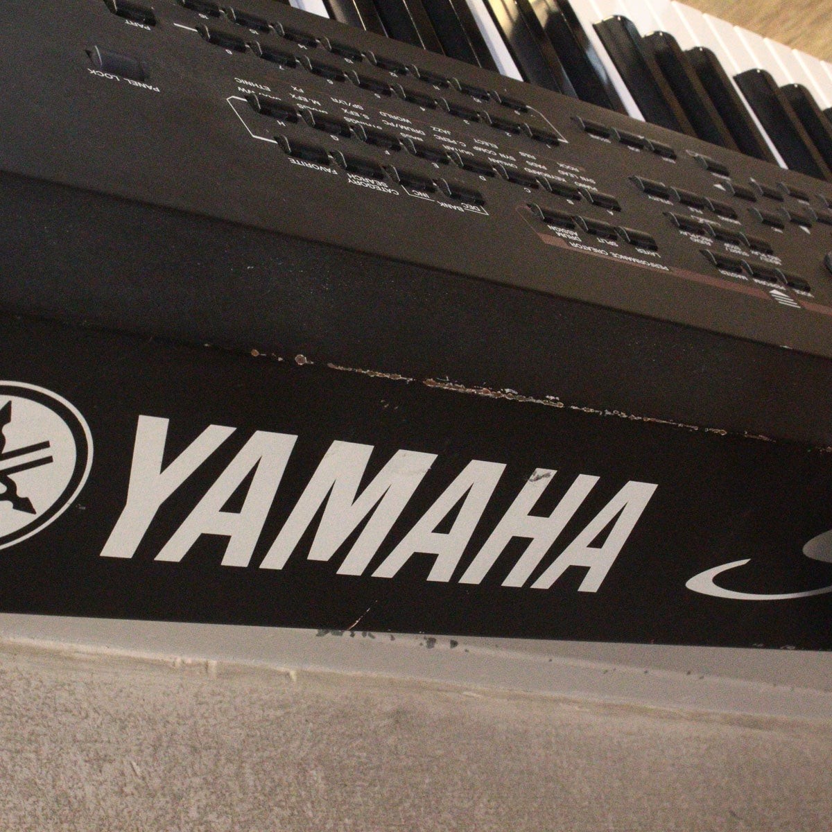 Yamaha S90XS Used