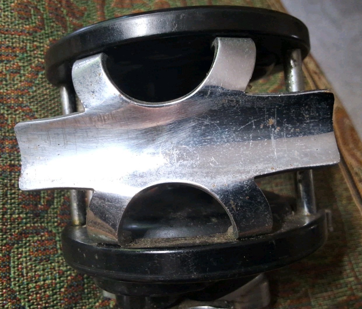 VINTAGE.....PENN DELMAR #285 REEL....GOOD CONDITION.