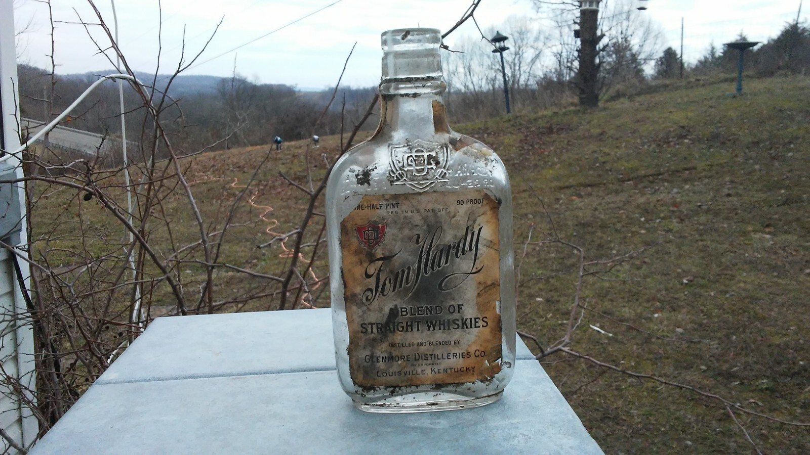 Vintage Tom Hardy Whiskey Bottle Louisville KY 1/2 Pint