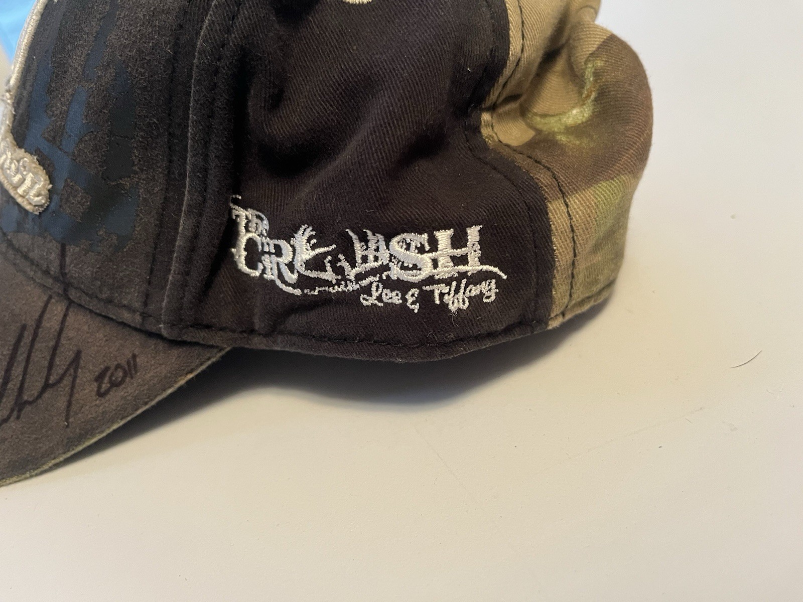 Bbd The Crush Lee And Tiffany Hat Autographed Big Buck Down