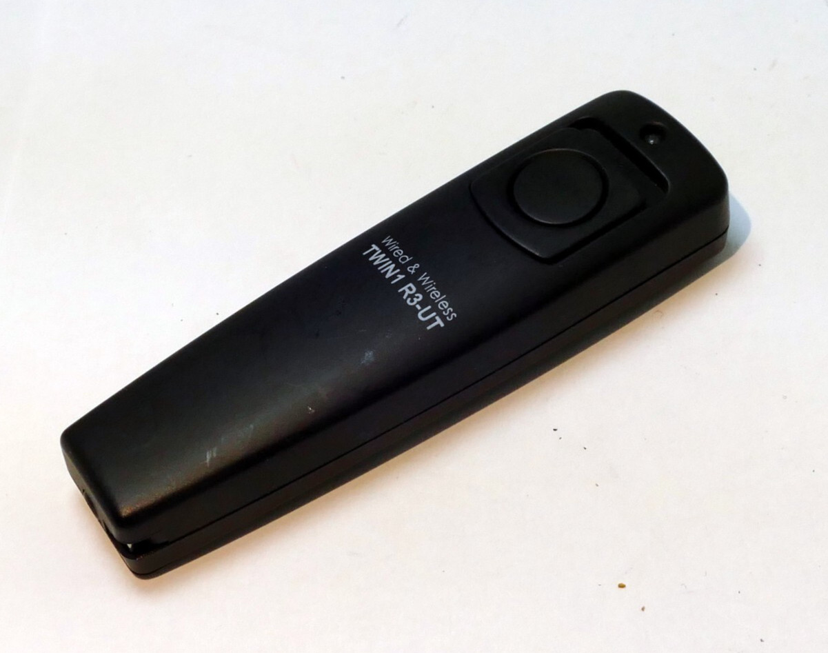 Twin 1 R3-UT Remote SWITCH Cable Shutter release EOS- Rebel T6 T5 T6i