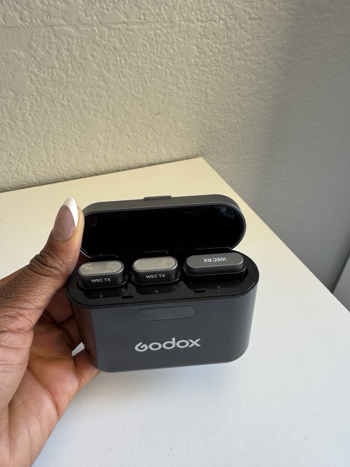 Godox WEC Kit2 Wireless Lavalier Microphone System w/ 3.5mm Mini Input