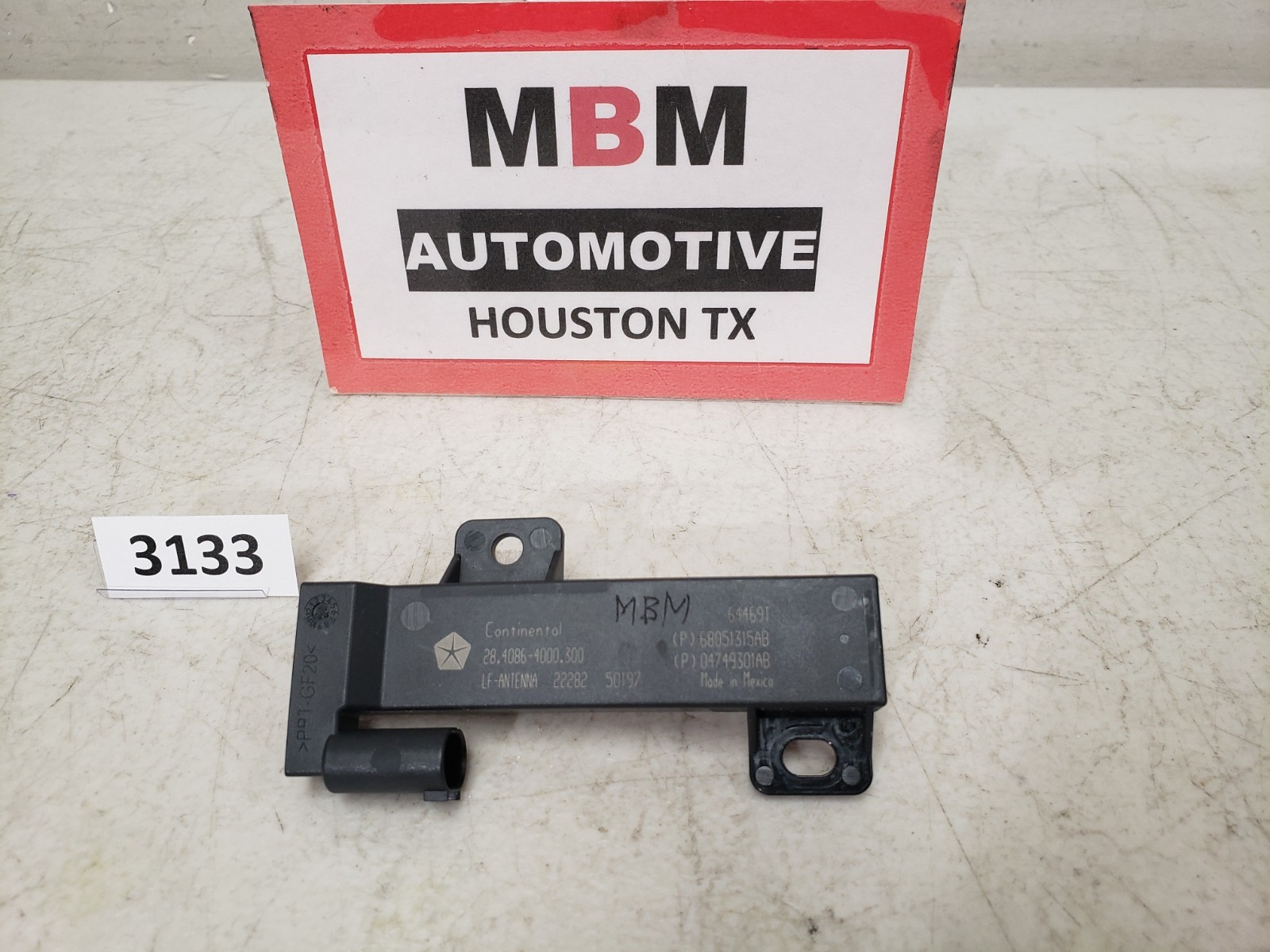 2018-2021 JEEP COMPASS SMART KEYLESS ENTRY ANTENNA 68051315AB OEM