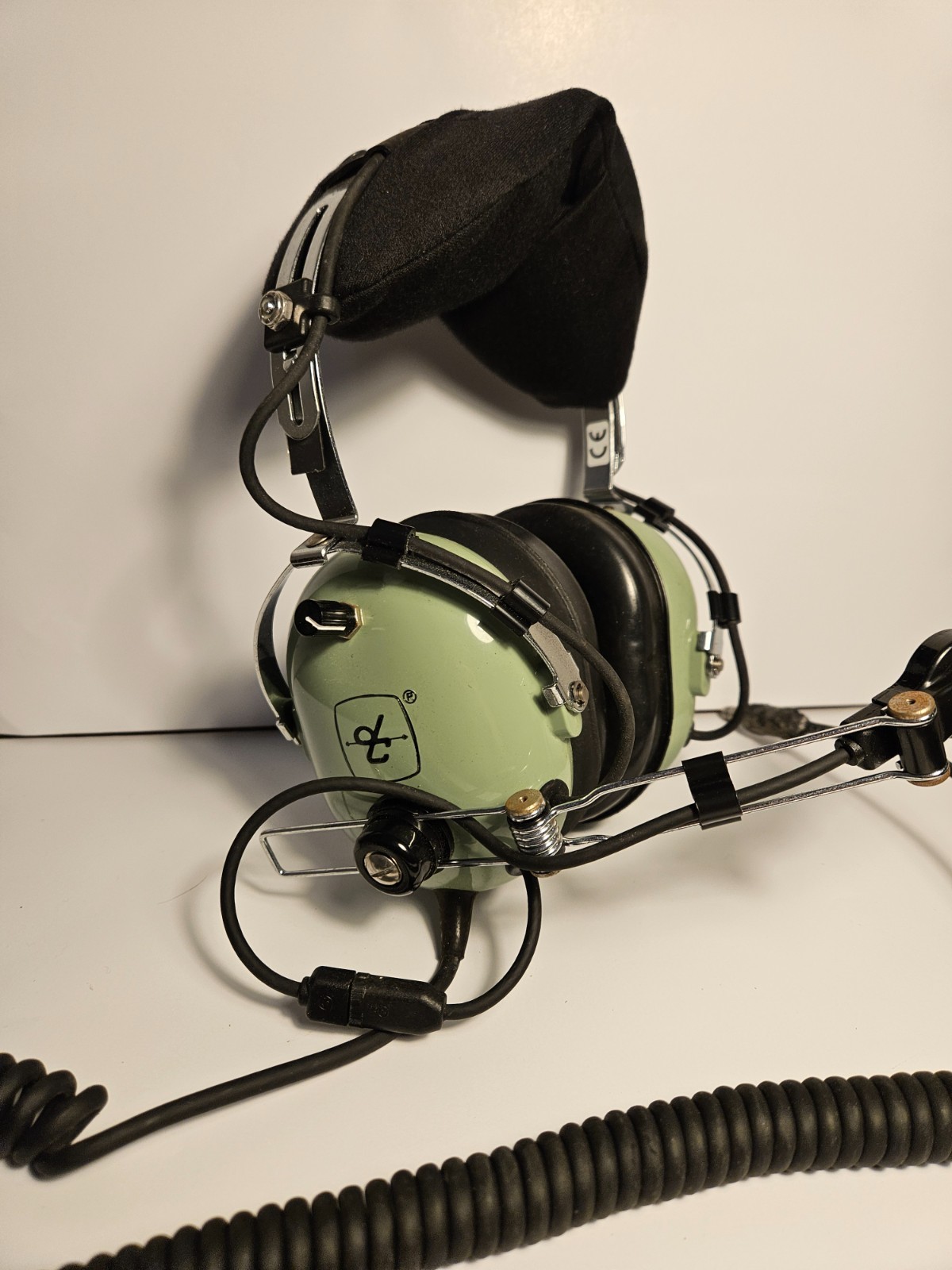 David Clark H10-76 - Military Spec Aviation Headset - Comfort Gel Ear Seals