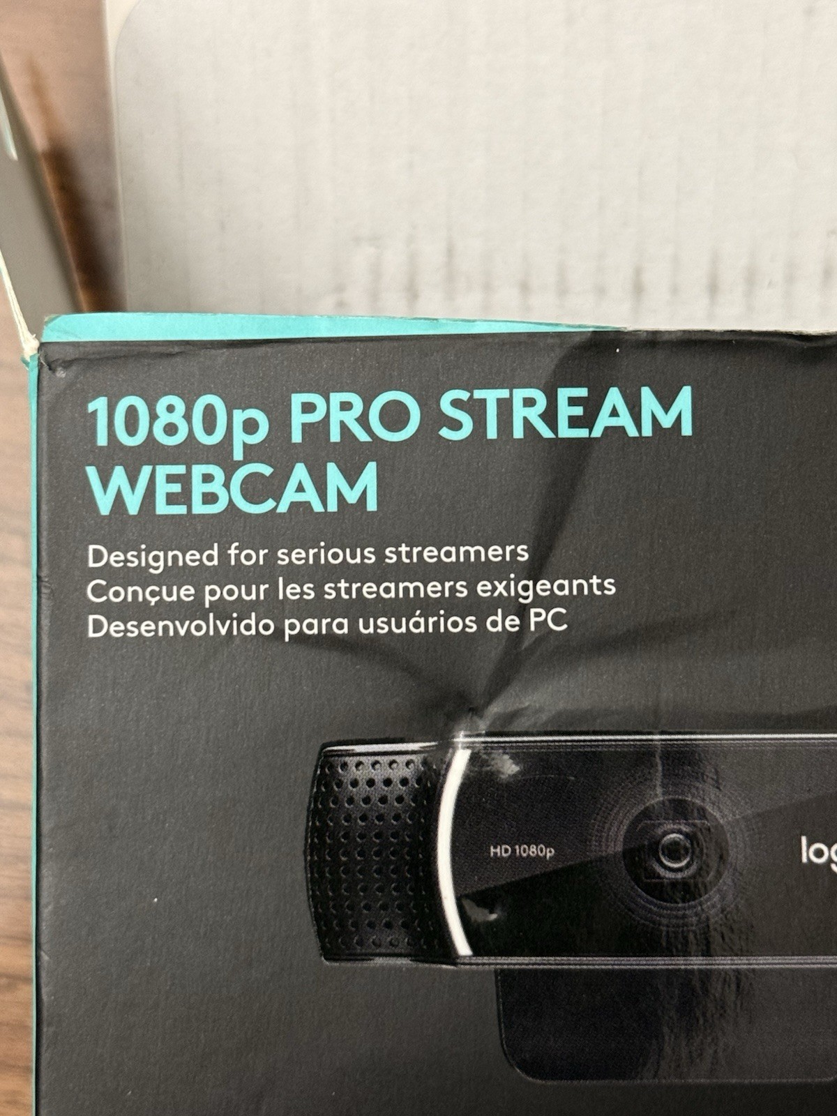 1080 Pro Stream Webcam Damaged Open Box