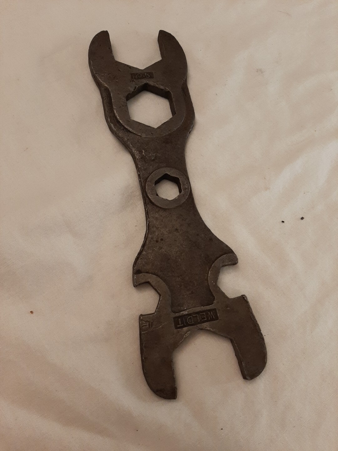 Weldit Drop Forged MULTI-USE WRENCH No. 5 FF TOOL
