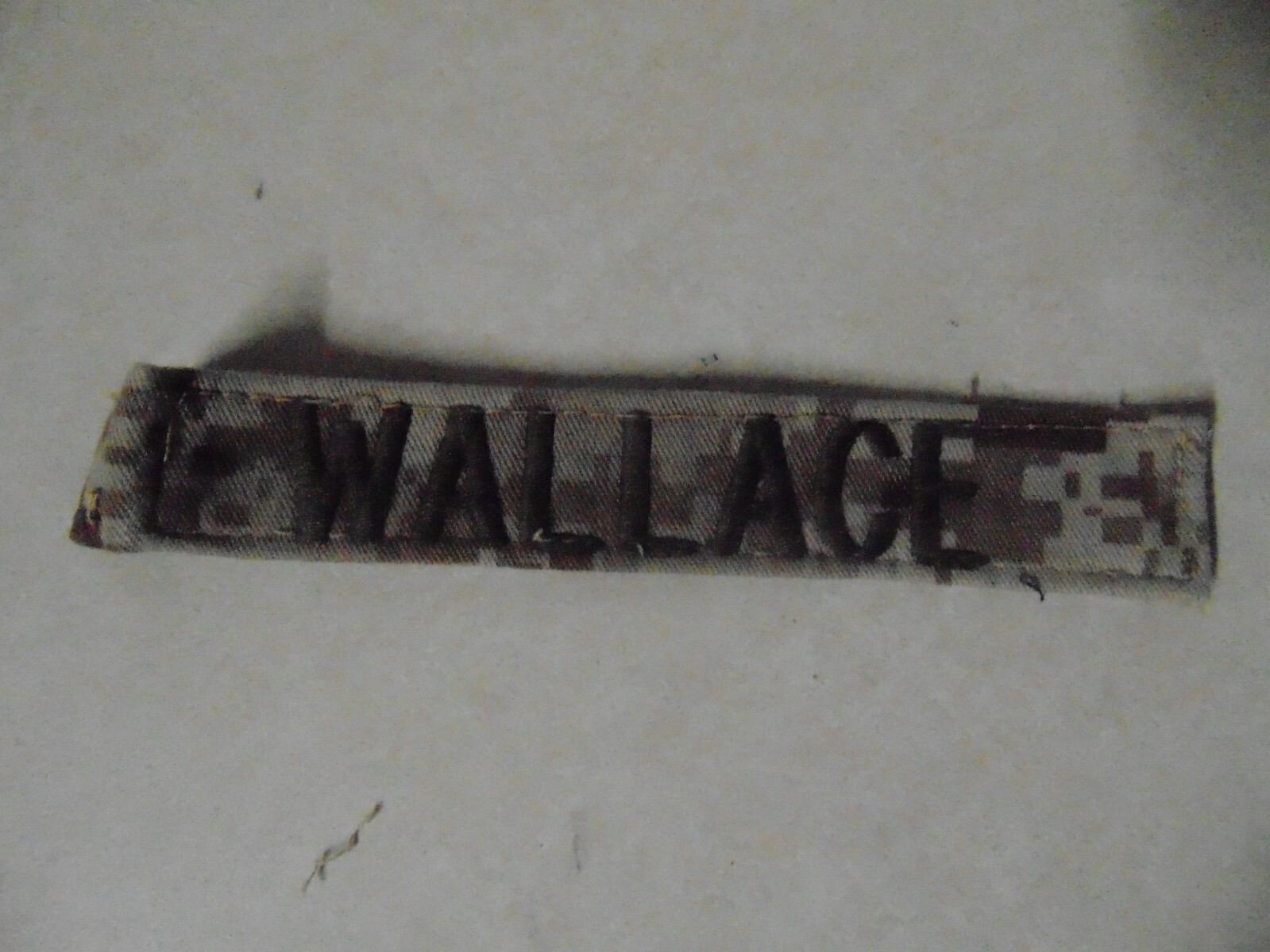 MILITARY PATCH US NAVY NAME TAPE TAG SEW ON DIGITAL DESERT COMBAT USED WALLACE
