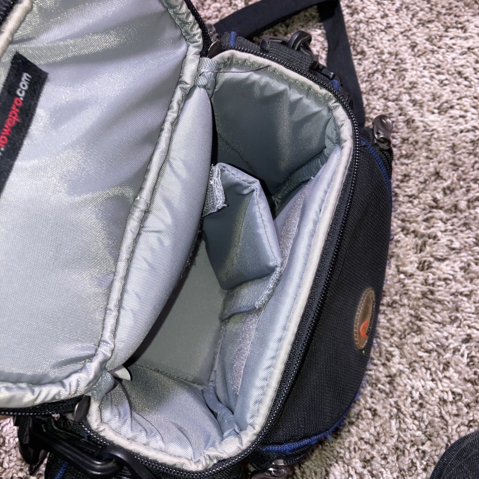 Lowepro MX 200 Camera Case Bag Black With Shoulder Strap