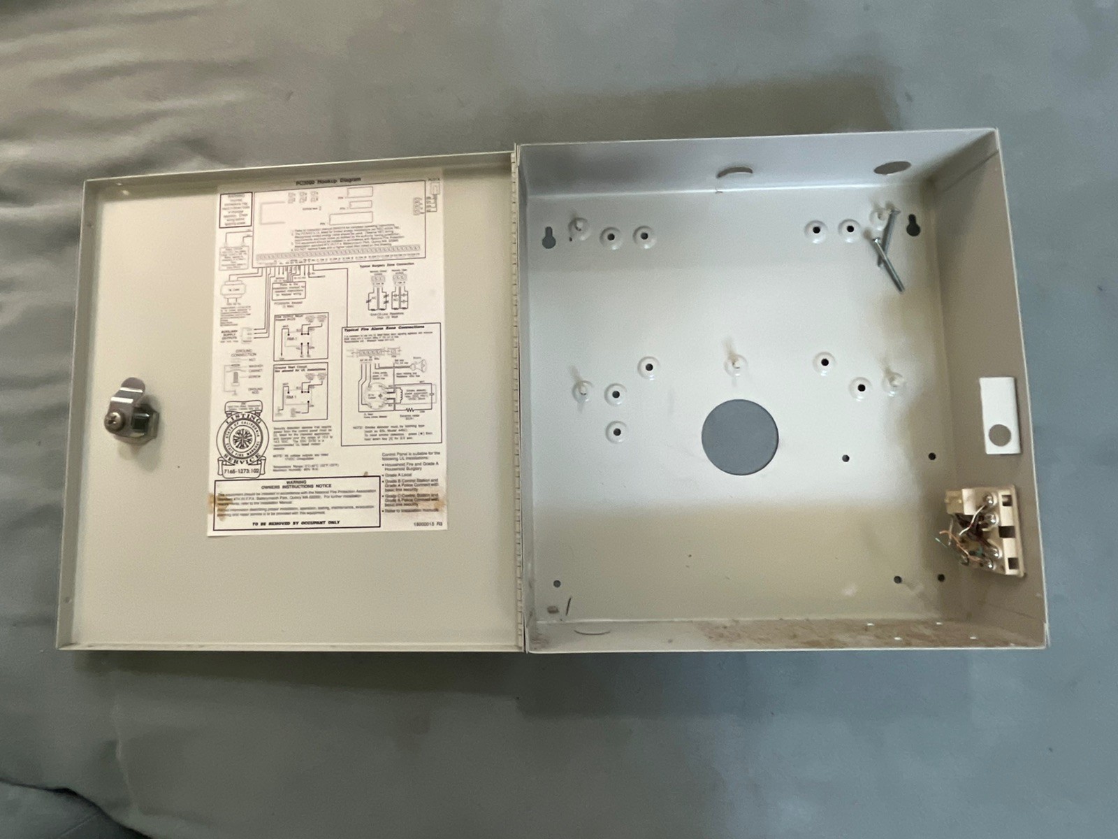 *DSC Digital Security System PC2550 Alarm Remote Control Box Board - As Is