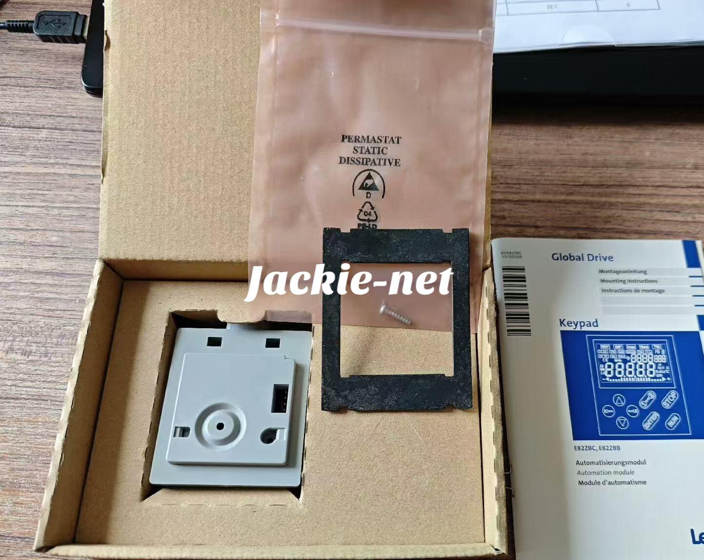 1PCS NEW E82ZBHT
