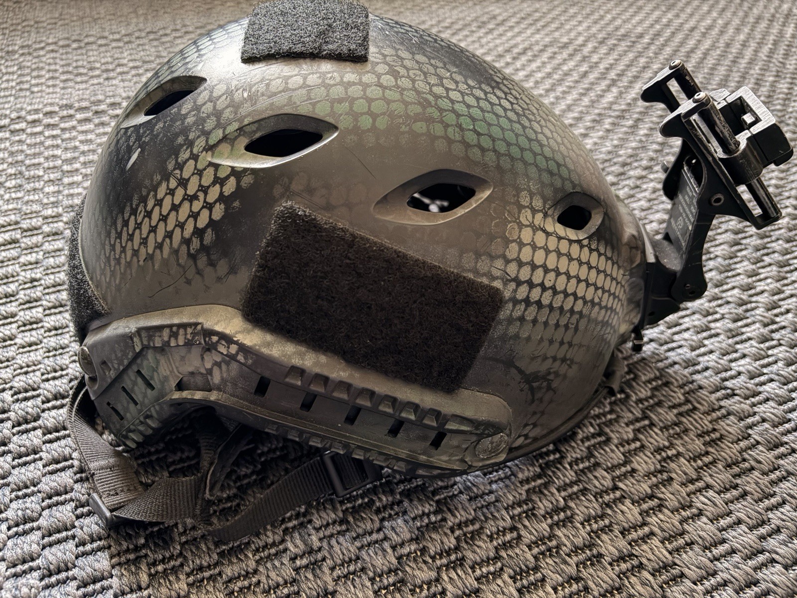 Ops Core FAST Base Jump Helmet Large/ X-Large Military Black