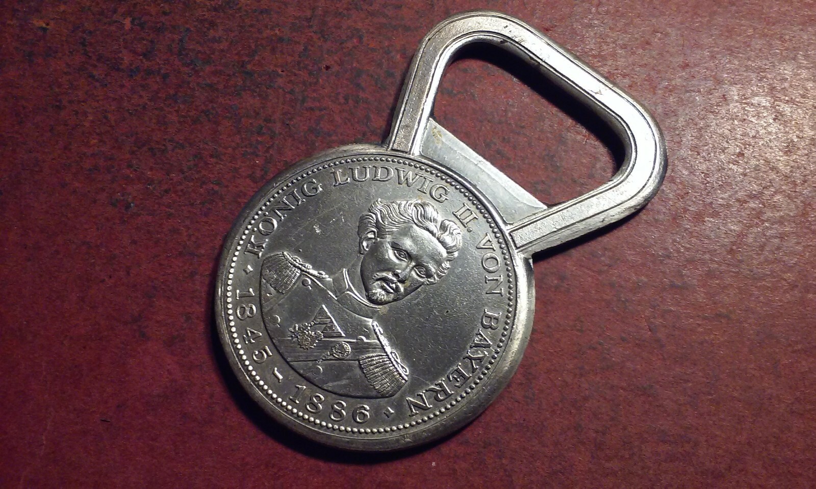 KONIG LUDWIG II VON BAYERN SCHLOSS NEUSCHWANSTEIN SILVERPLATED BOTTLE OPENKER