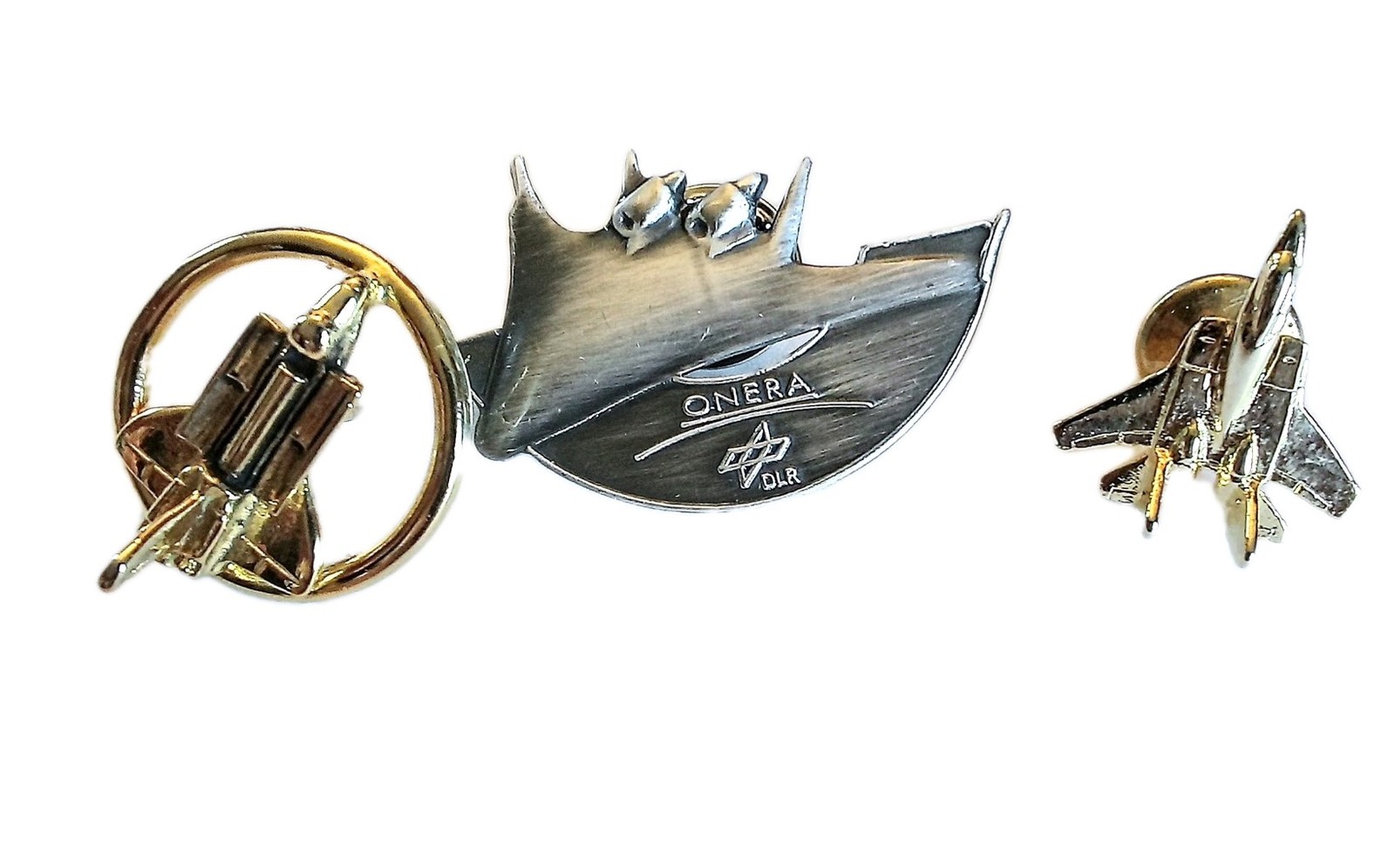 1 Shuttle Pin And 2 Aviation  Pin Badges