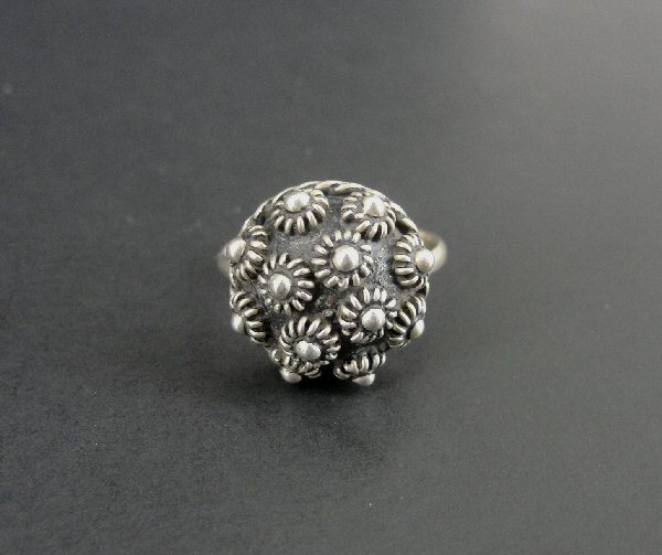 Flower Cluster Dome Mexico Sterling Silver 925 Ring size 5 1/2