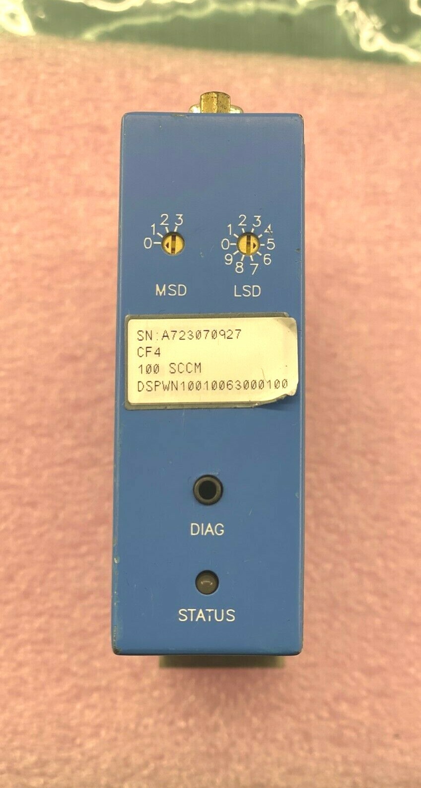 CELERITY IN2 DSPWN100 DIGITAL FLOW CONTROLLER GAS N2 173-438 CF4 100 SCCM
