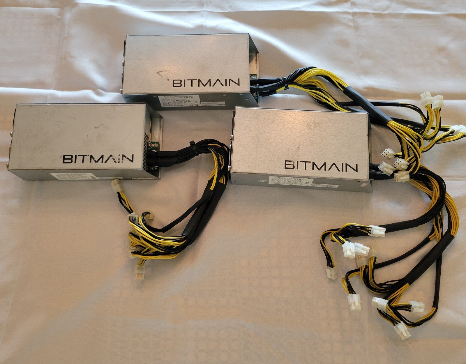 Bitmain B3 - APW3++-12-1600-B3 Power Supply 1600W PSU For Antminer ASIC Miners