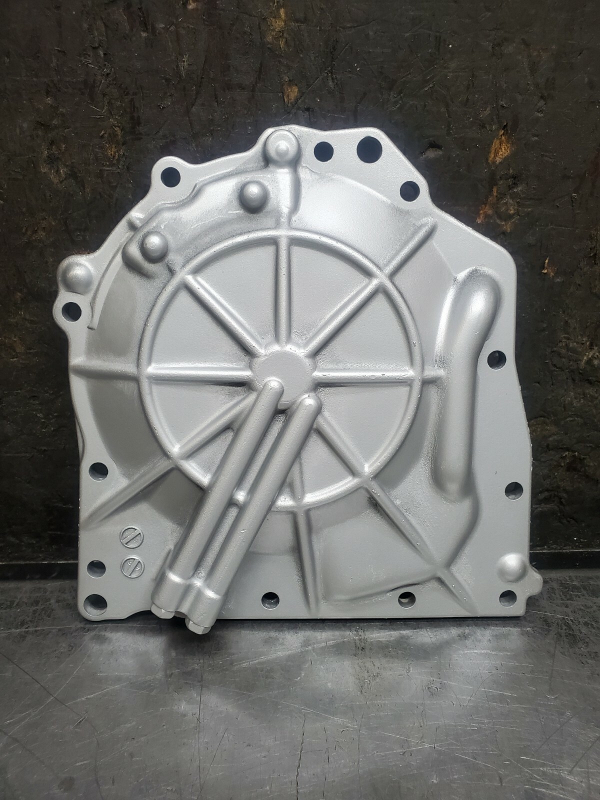 U140 U140E TRANSMISSION REAR COVER LATE WITH OIL BAFFLE 11 HOLES NO MOUNT TOYOTA