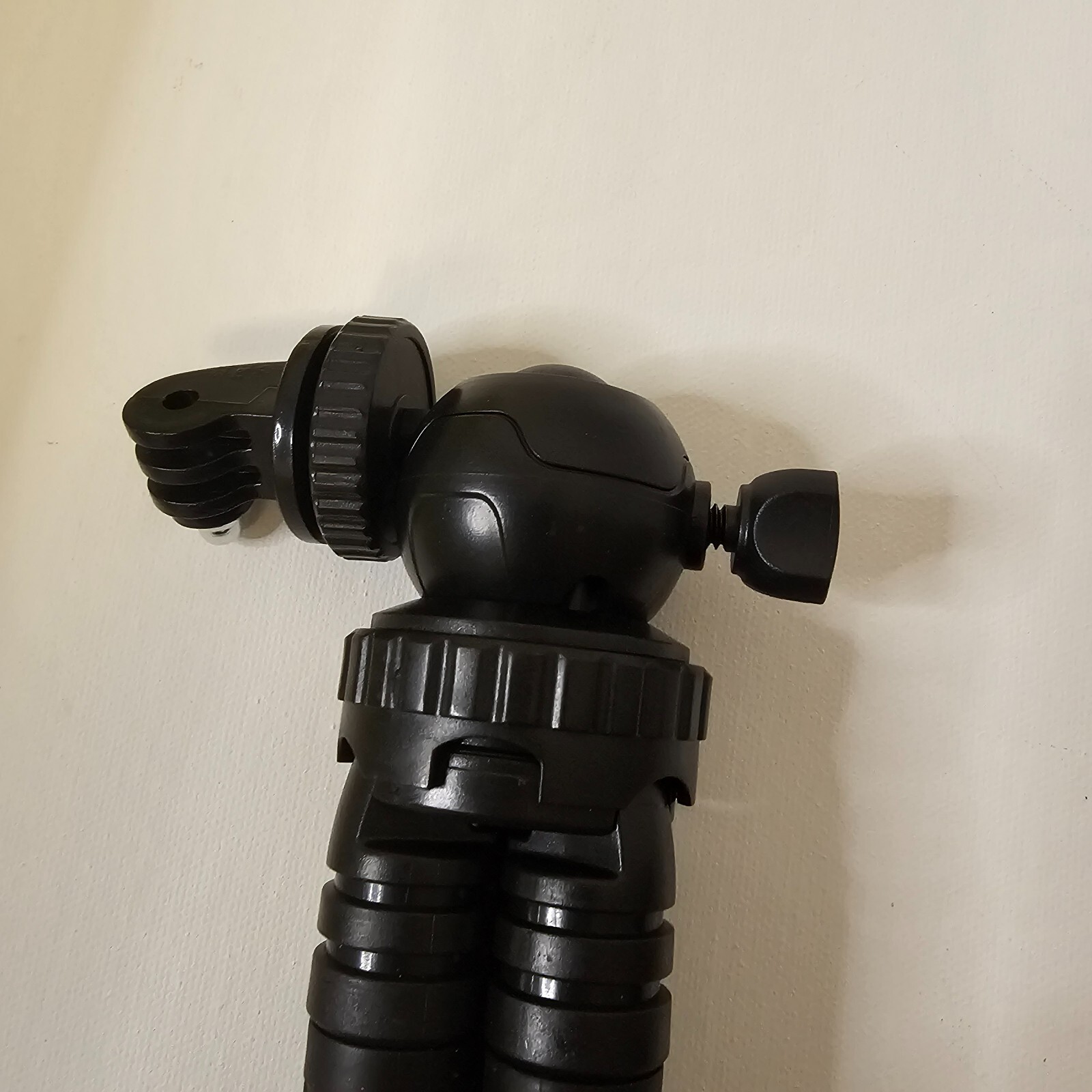 Onn. Adjustable Mini Tripod With Adjustable Ball-Head 12 Inch