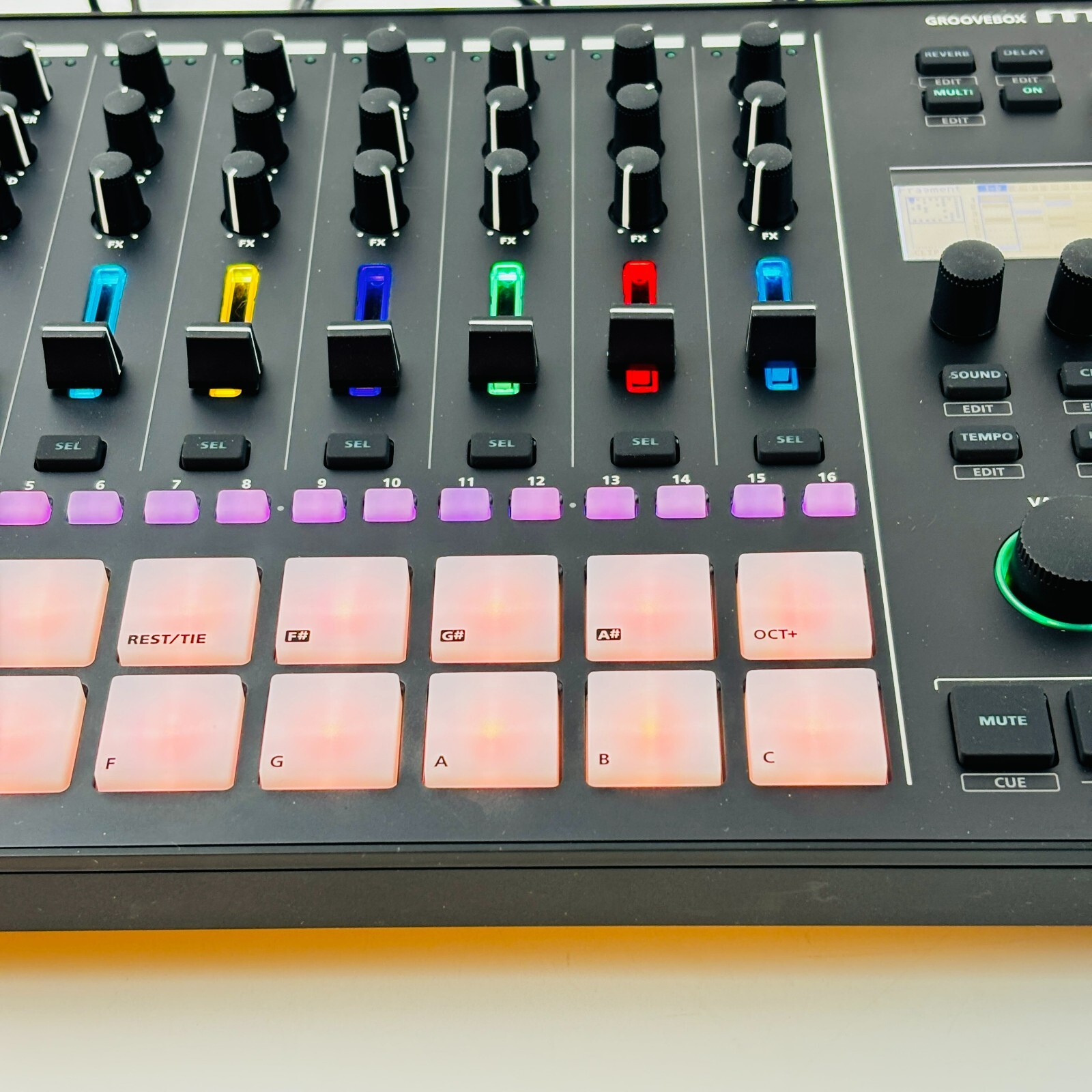 Roland MC-707 Sampler Drum Machine Synthesizer Groovebox Workstation Tested