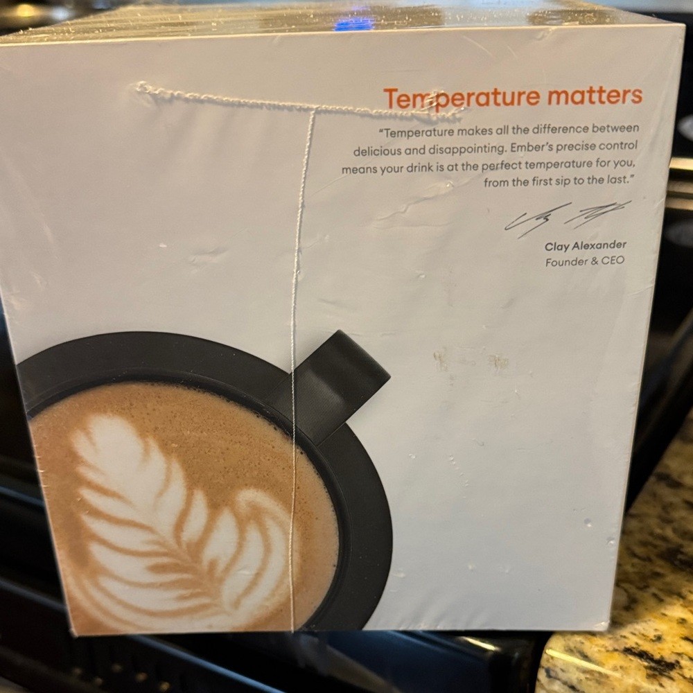 Ember NEW IN BOX 14 OZ Charcoal Temperature Control Mug 2
