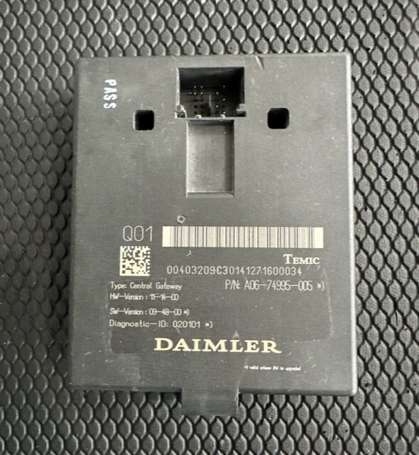 Freightliner Cascadia Electronic Chassis Control Module CPC A06-74995-005