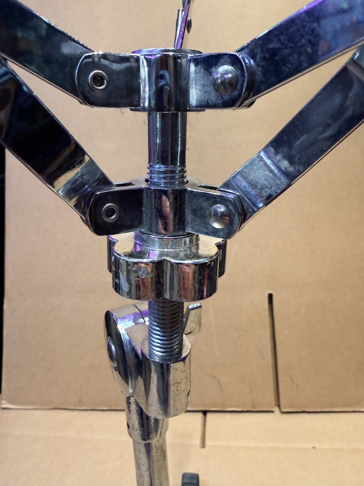 🥁 Double-Braced Snare Stand – 14″ Used – Unbranded