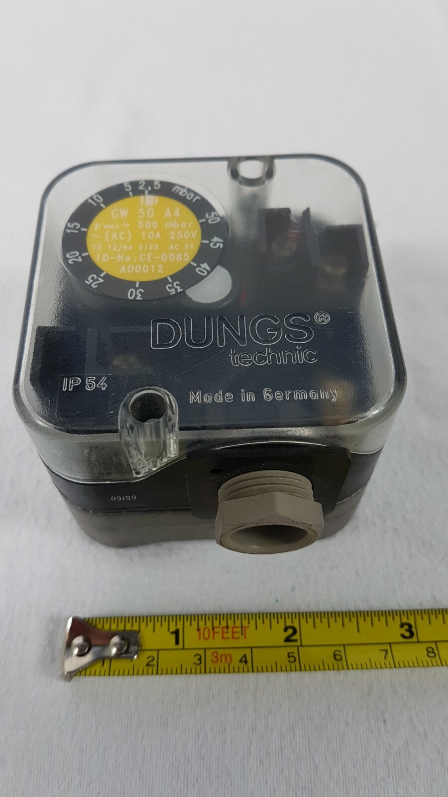 Dungs GW-50-A4 Air Pressure Switch - 250VAC 10A 500mbar - Unused but scuffed
