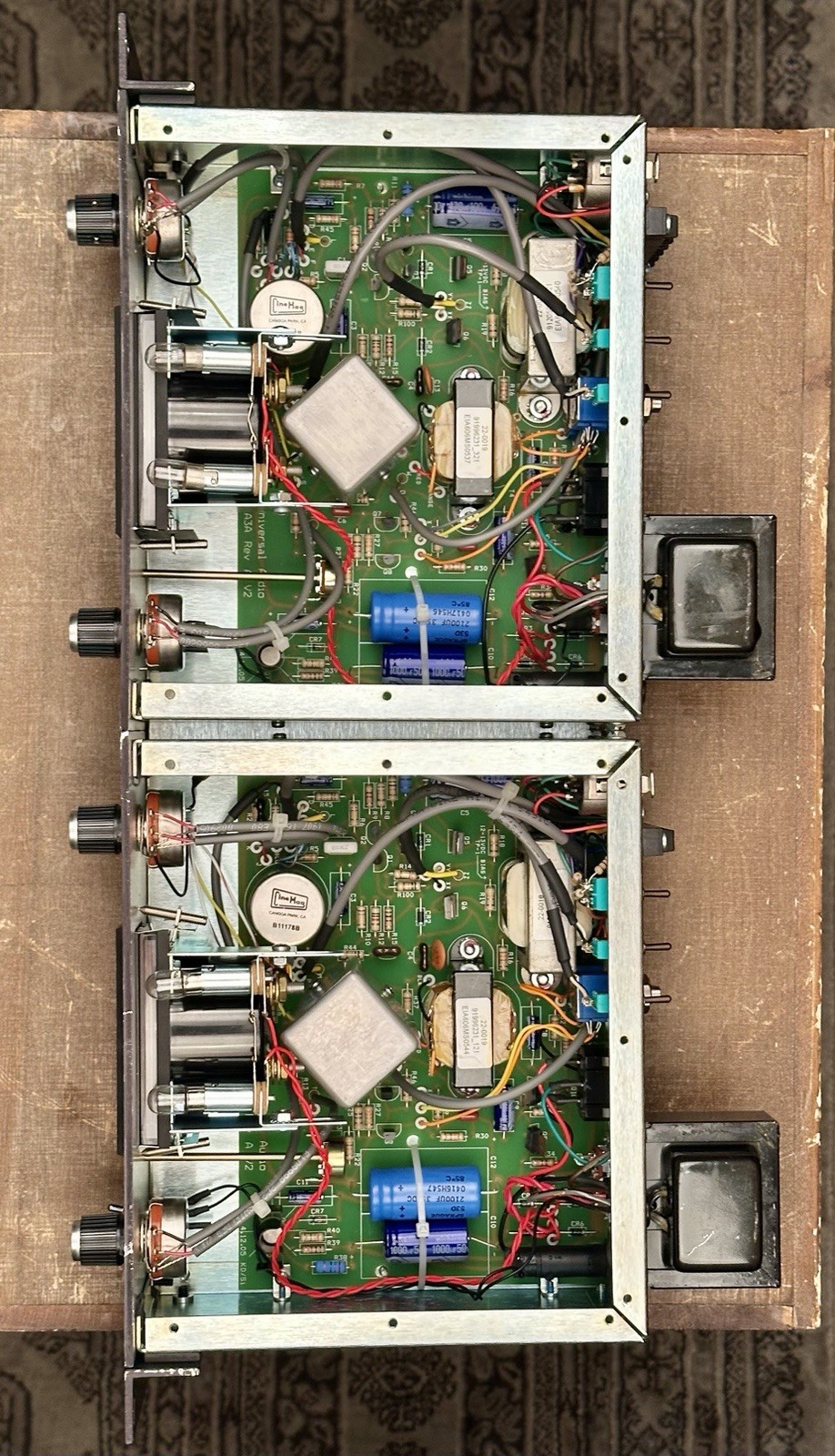 Universal Audio LA-3A Opto Compressor Sequential Stereo Pair. Urei LA 3A LA3A