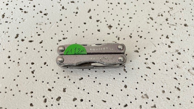 Leatherman SQUIRT S4 Silver Scissors Knife File Multi Tool - - - - -