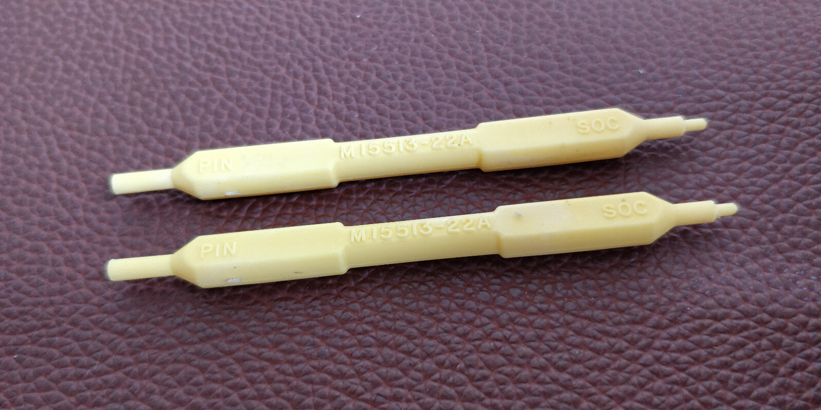 2 pieces TE Connectivity M15513-22A Insertion Removal Tool