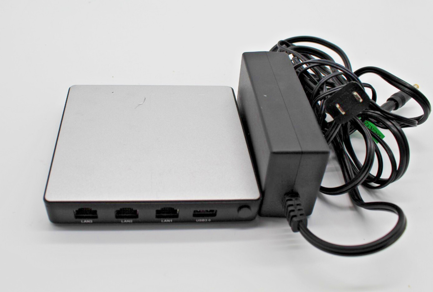 Lanner Compact x86 Network Appliance Intel Bay Atom E3825 NCA-1010B