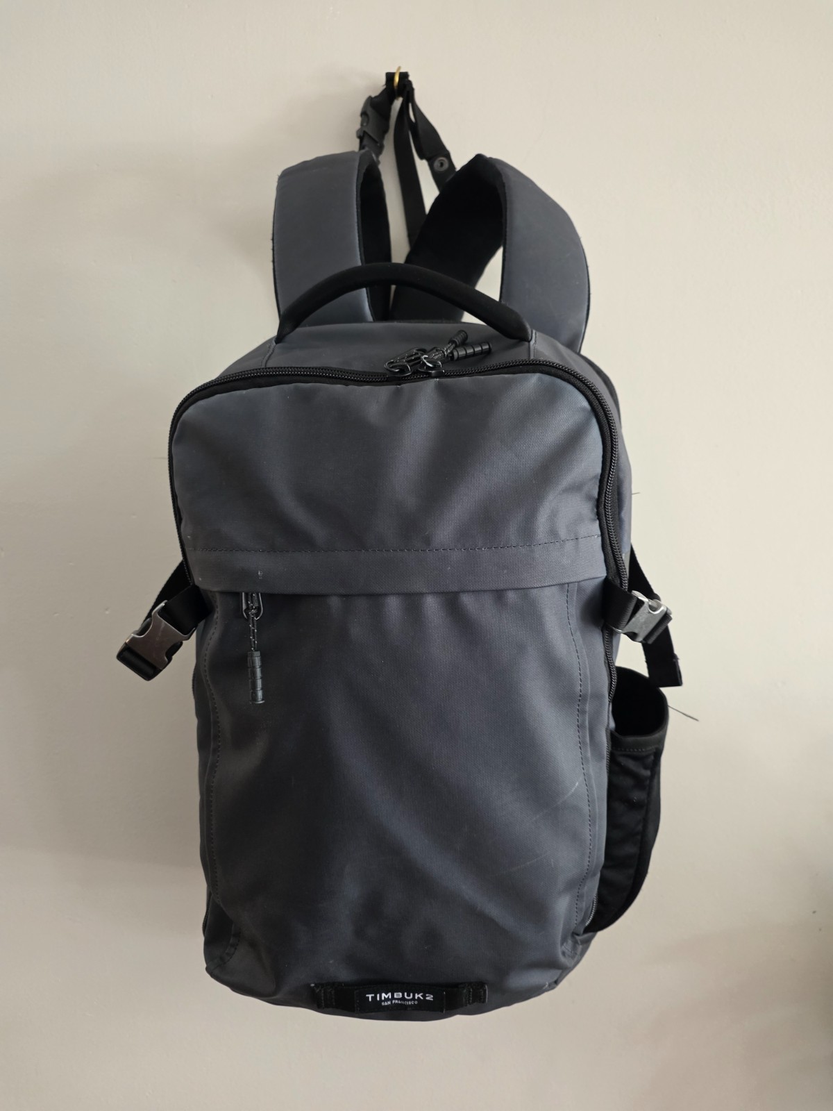 ​Timbuk2 The Division 1849-3 Laptop Backpack Grey Commuter Work Bag Messenger 🎒