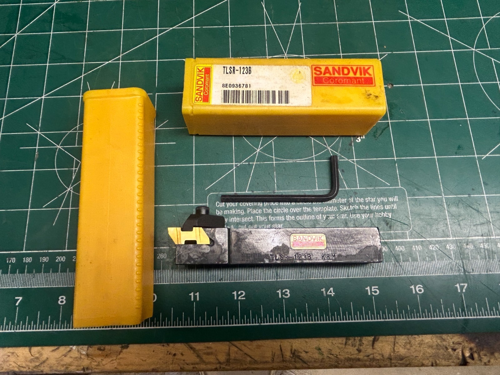 MACHINIST HmDrcBa TOOL LATHE MILL  1 - ONE Kennametal Carbide Insert Lathe TOOL