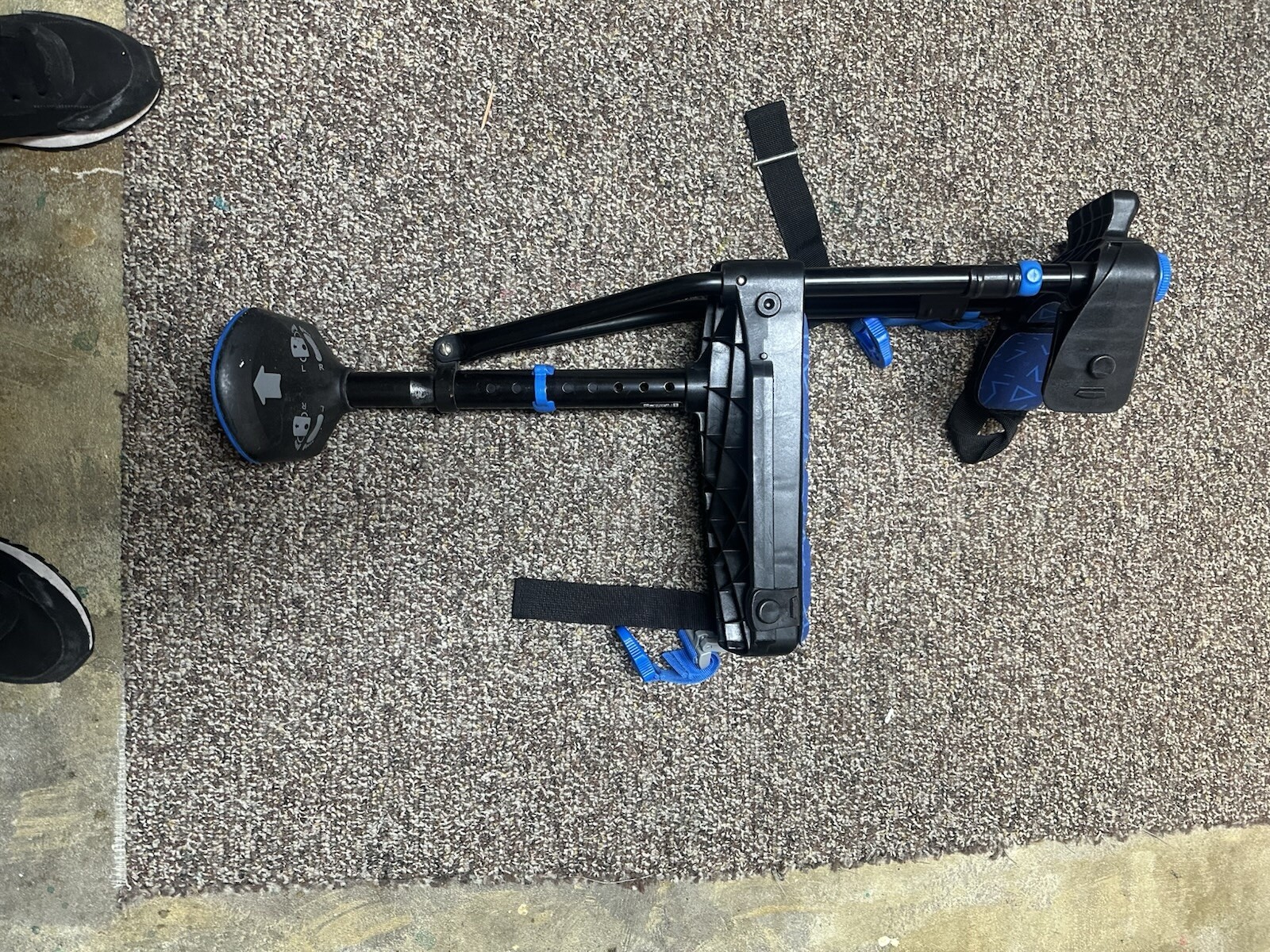 iWALK FREE 3.0 HANDS FREE CRUTCH - CRUTCH ALTERNATIVE TO CRUTCHES