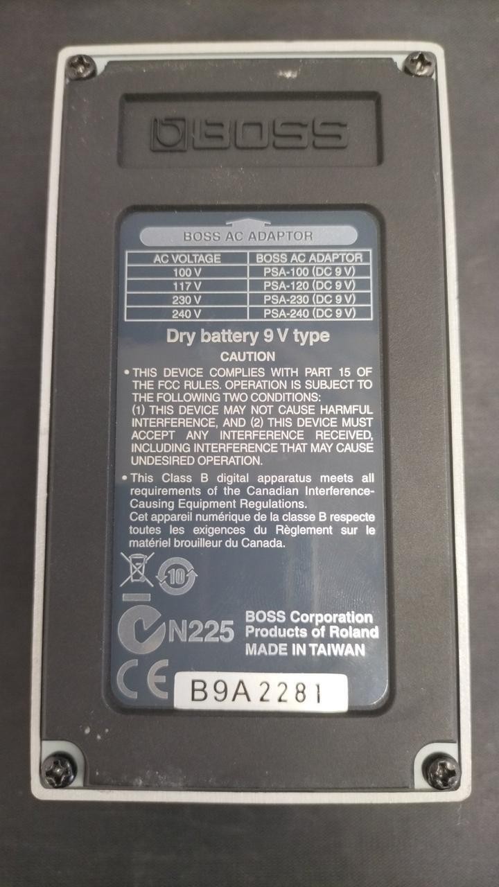 BOSS SYB-5 Bass Synthesizer