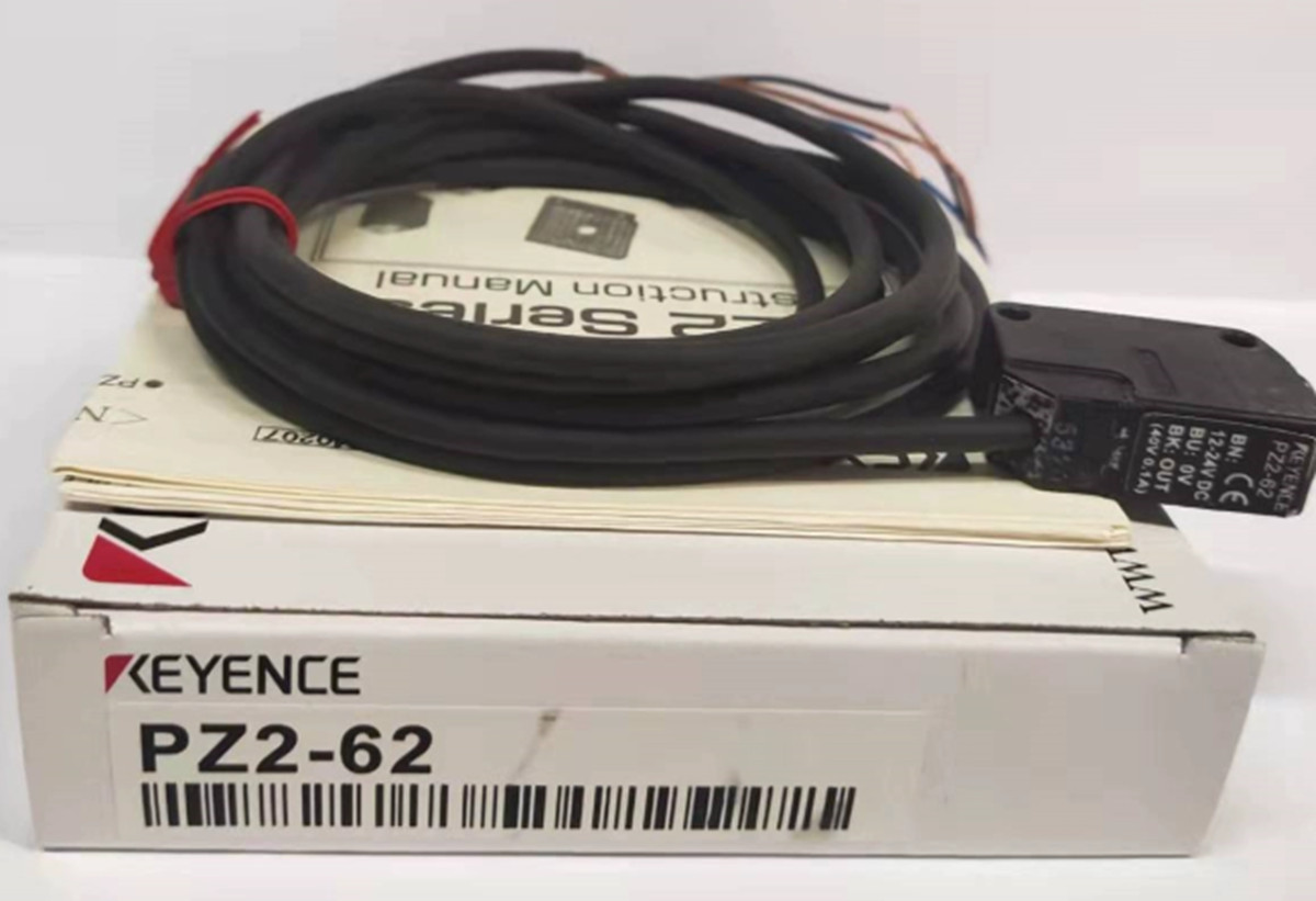 NEW KEYENCE PZ2-62 Photoelectric Sensor