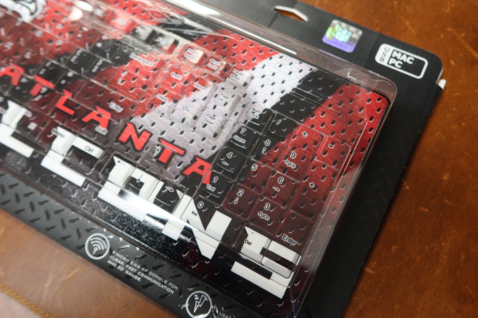 New NFL Atlanta Falcons Keyscraper Wireless Keyboard for Mac / PC