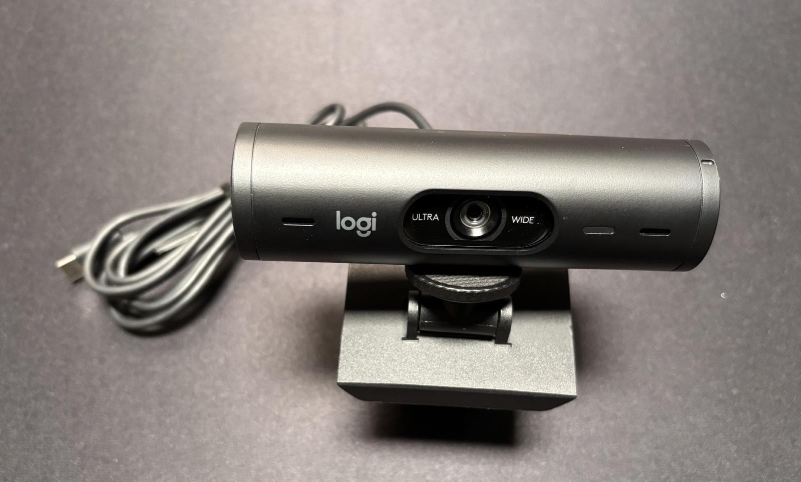 Logitech Webcam Brio 501 Full HD Webcam w/ Auto Light Correction Black
