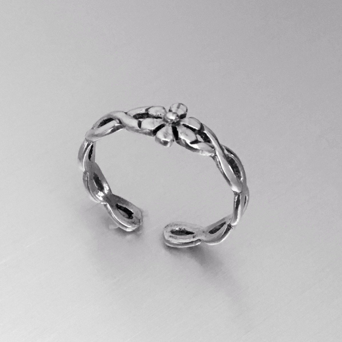 Sterling Silver Flower with Braided Band Toe Ring, Flower Ring, Silver Ring