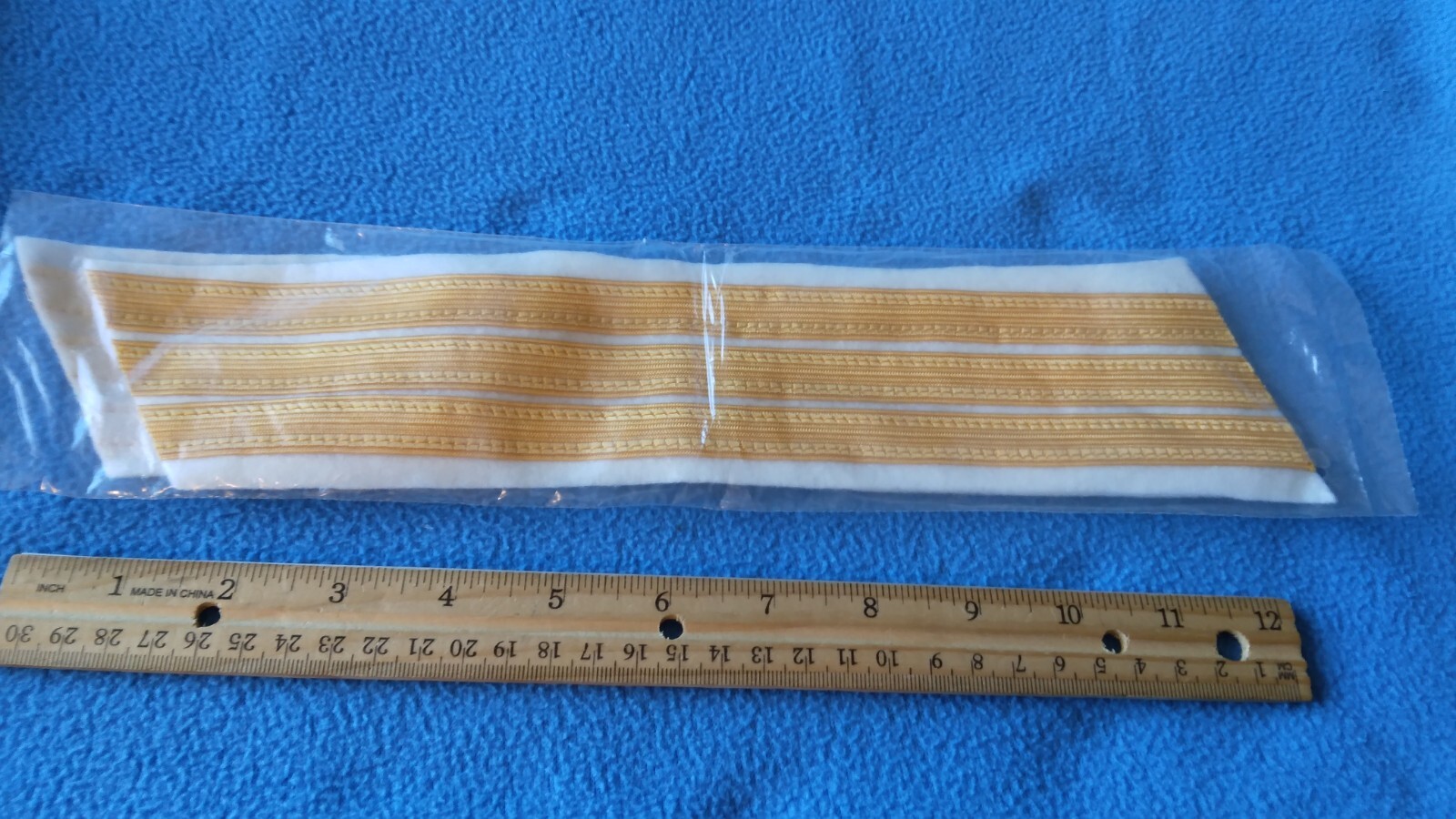 PAIR OF U.S. MILITARY YELLOW ON WHITE FELT SERVICE STRIPES FOR SERVICE - NEW