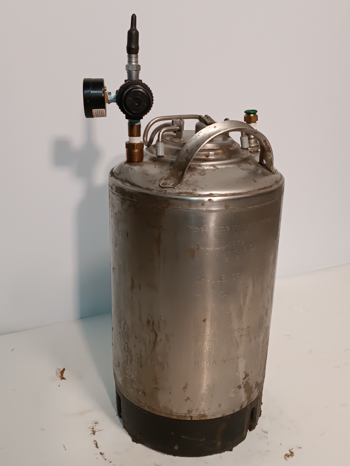Spartanburg Firestone NSDA-VS-01 Challenger VI 3 Gal Keg/Emergency Eye Wash Tank