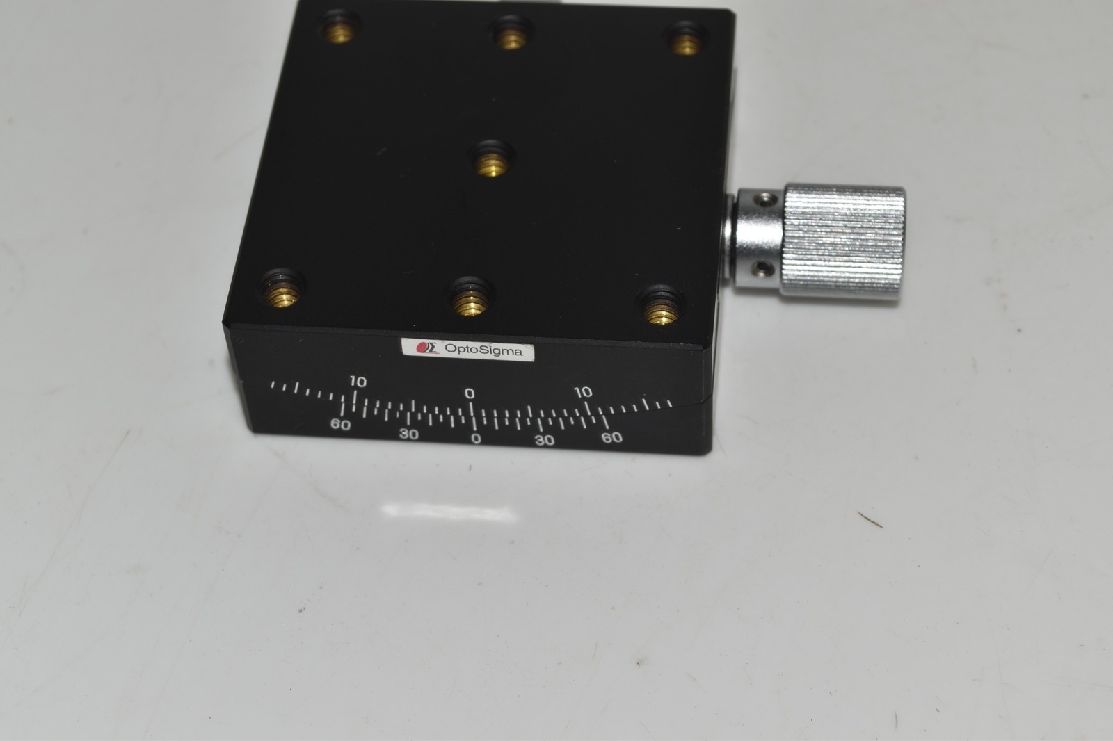 *JM* OPTOSIGMA 123-2820 OPTICAL STAGE (FMB50)