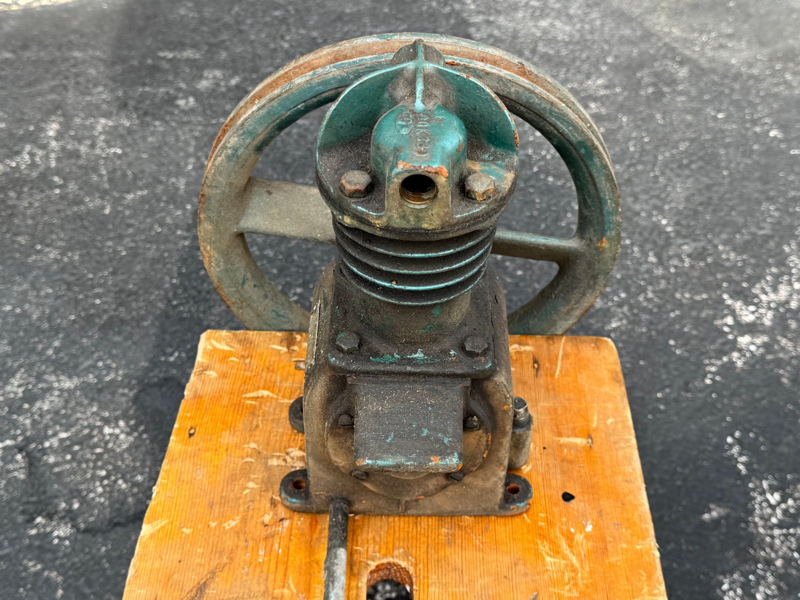 Antique Air Compressor Pump Fly Wheel Curtis Kellogg Devilbiss Automotive Tool
