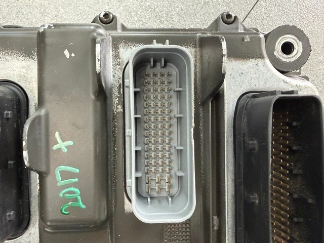 Paccar MX-13 Engine Control Module ECM ECU 2037394 2298833 2160700